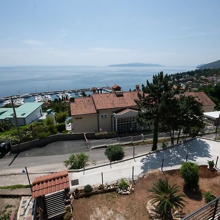 Apartman Rubinic Ičići Exterior foto